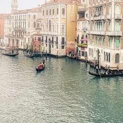 channel 7572879_640 e1763091334520